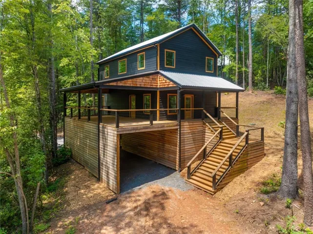 129 N Fern Cove Road, Sautee Nacoochee, Georgia 30571