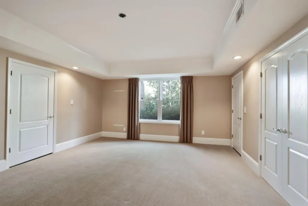 720 Glenferry Trail, Sandy Springs, Georgia 30328, 6 Bedrooms Bedrooms, ,5 BathroomsBathrooms,Residential,Sold,720 Glenferry Trail,6695545