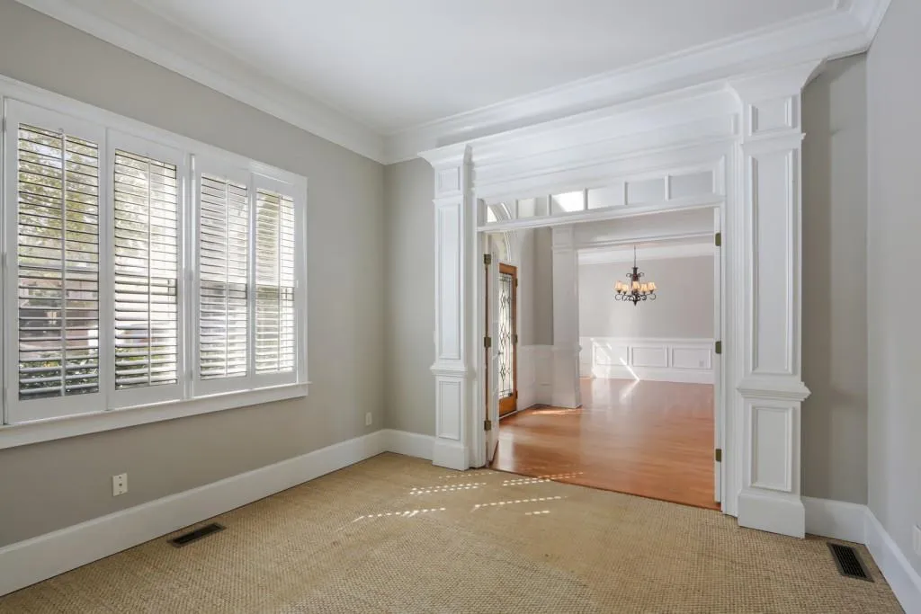 720 Glenferry Trail, Sandy Springs, Georgia 30328, 6 Bedrooms Bedrooms, ,5 BathroomsBathrooms,Residential,Sold,720 Glenferry Trail,6695545