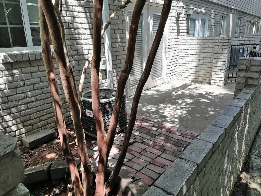 6940 Roswell Road Unit 22e, Atlanta, Georgia 30328, 2 Bedrooms Bedrooms, ,1 BathroomBathrooms,Residential,Sold,6940 Roswell Road Unit 22e,6056110