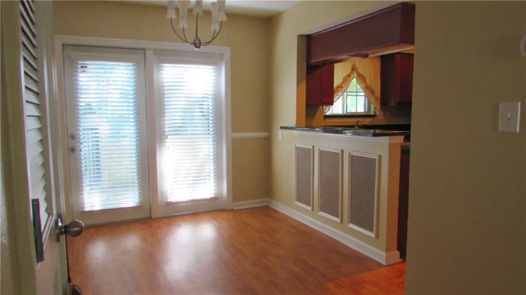 6940 Roswell Road Unit 22e, Atlanta, Georgia 30328, 2 Bedrooms Bedrooms, ,1 BathroomBathrooms,Residential,Sold,6940 Roswell Road Unit 22e,6056110