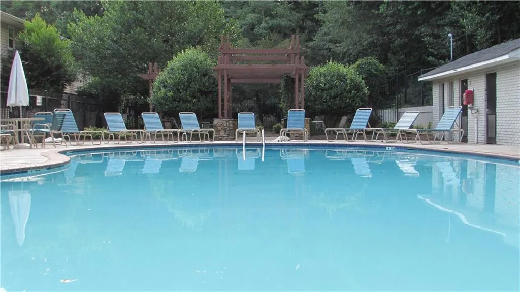 6940 Roswell Road Unit 22e, Atlanta, Georgia 30328, 2 Bedrooms Bedrooms, ,1 BathroomBathrooms,Residential,Sold,6940 Roswell Road Unit 22e,6056110