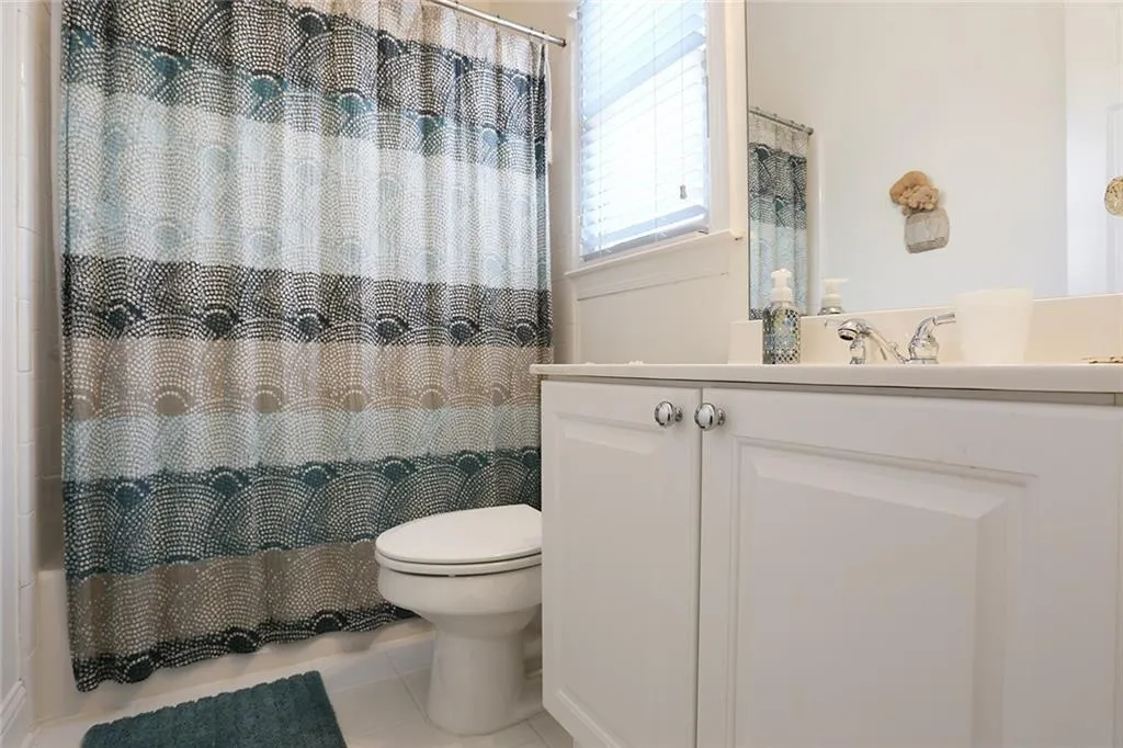 800 Lake Summit Drive, Sandy Springs, Georgia 30342, 4 Bedrooms Bedrooms, ,4 BathroomsBathrooms,Residential,Sold,800 Lake Summit Drive,5837159