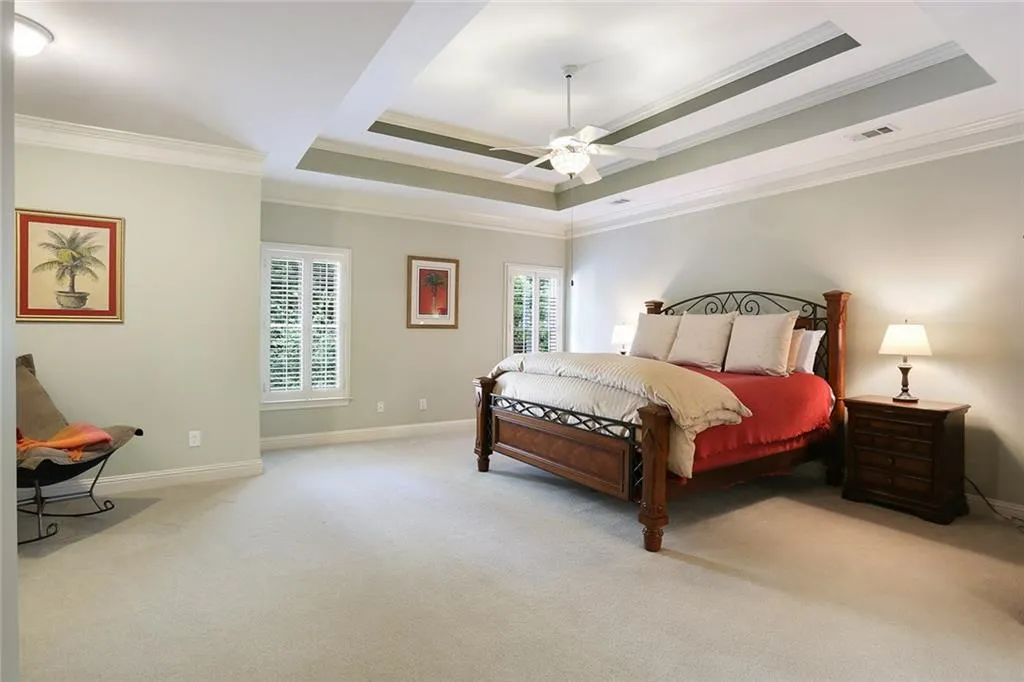 800 Lake Summit Drive, Sandy Springs, Georgia 30342, 4 Bedrooms Bedrooms, ,4 BathroomsBathrooms,Residential,Sold,800 Lake Summit Drive,5837159