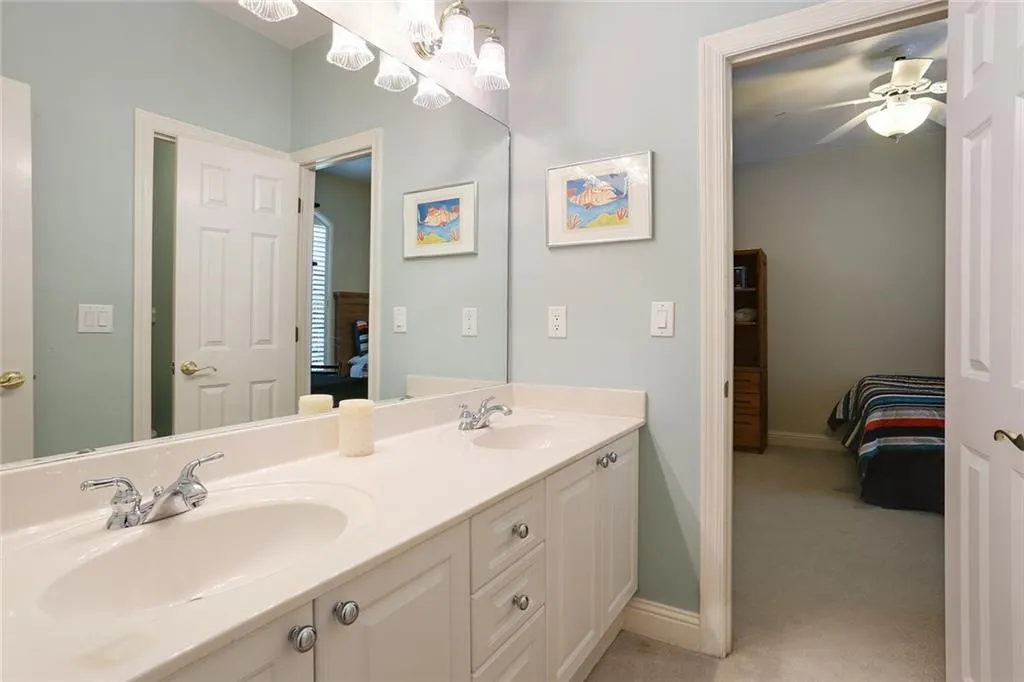 800 Lake Summit Drive, Sandy Springs, Georgia 30342, 4 Bedrooms Bedrooms, ,4 BathroomsBathrooms,Residential,Sold,800 Lake Summit Drive,5837159