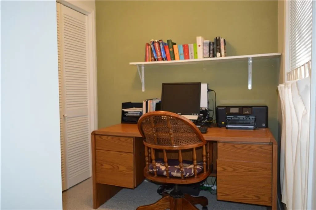 1605 Woodcliff Drive Unit 1605, Atlanta, Georgia 30350, 2 Bedrooms Bedrooms, ,2 BathroomsBathrooms,Residential,Sold,1605 Woodcliff Drive Unit 1605,5607622