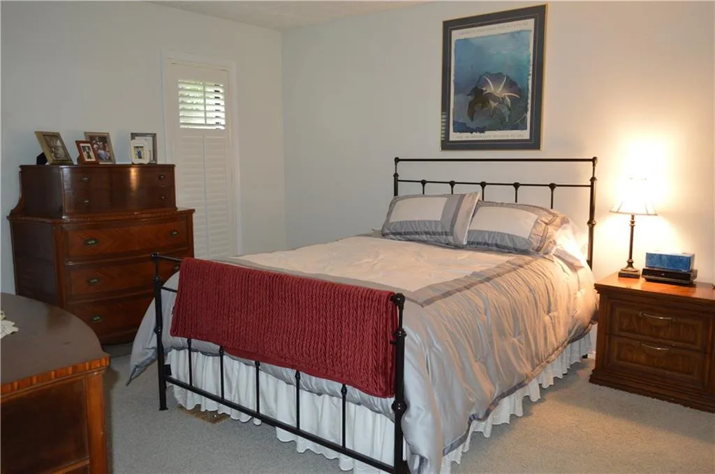 1605 Woodcliff Drive Unit 1605, Atlanta, Georgia 30350, 2 Bedrooms Bedrooms, ,2 BathroomsBathrooms,Residential,Sold,1605 Woodcliff Drive Unit 1605,5607622