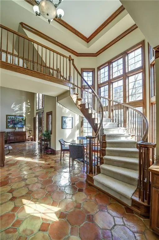 1455 N Riverside Circle, Sandy Springs, Georgia 30328, 5 Bedrooms Bedrooms, ,4 BathroomsBathrooms,Residential,Sold,1455 N Riverside Circle,7001861