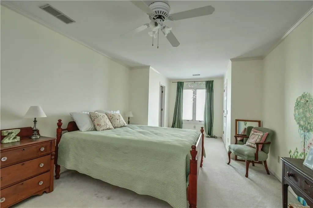 1455 N Riverside Circle, Sandy Springs, Georgia 30328, 5 Bedrooms Bedrooms, ,4 BathroomsBathrooms,Residential,Sold,1455 N Riverside Circle,7001861