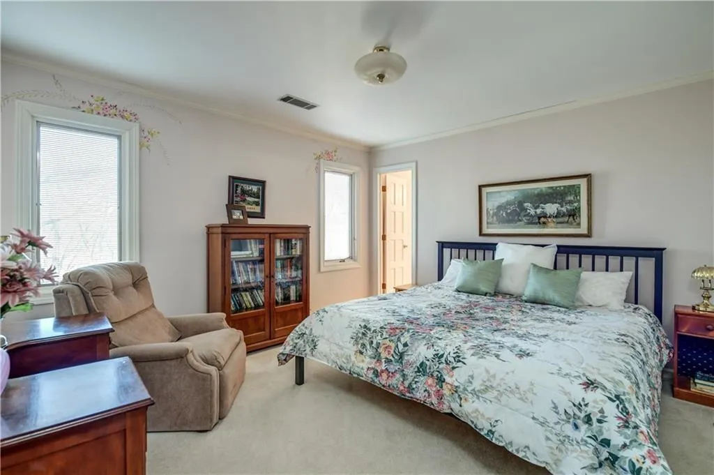 1455 N Riverside Circle, Sandy Springs, Georgia 30328, 5 Bedrooms Bedrooms, ,4 BathroomsBathrooms,Residential,Sold,1455 N Riverside Circle,7001861