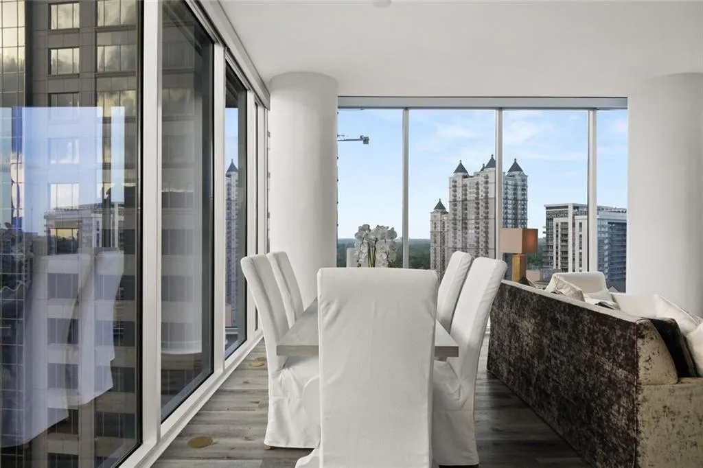 1080 Peachtree Street Ne Unit 1902, Atlanta, Georgia 30309, 2 Bedrooms Bedrooms, ,2 BathroomsBathrooms,Residential,For Sale,1080 Peachtree Street Ne Unit 1902,7612367