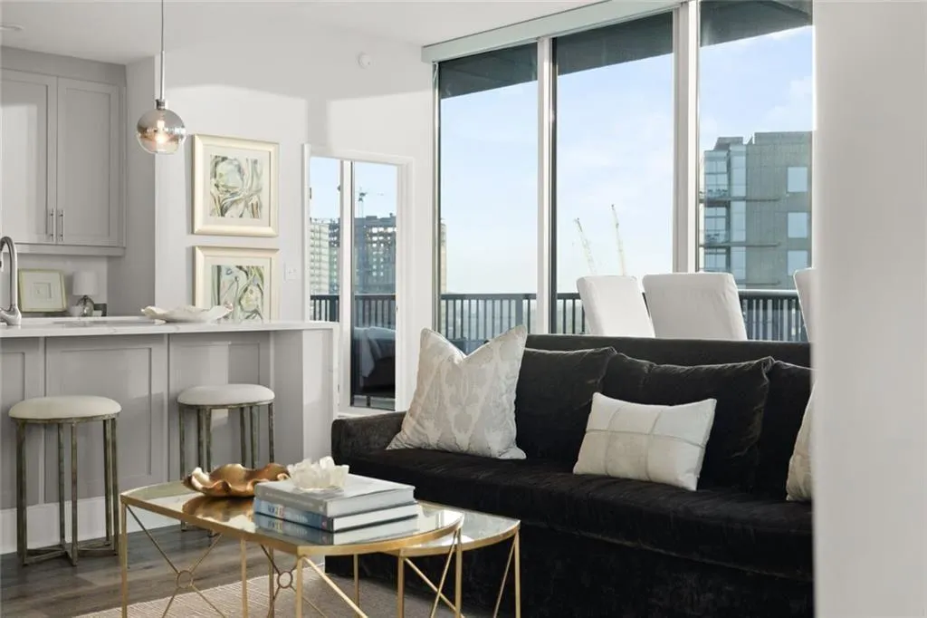 1080 Peachtree Street Ne Unit 1902, Atlanta, Georgia 30309, 2 Bedrooms Bedrooms, ,2 BathroomsBathrooms,Residential,For Sale,1080 Peachtree Street Ne Unit 1902,7612367