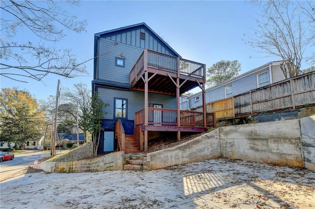 278 Lindbergh Drive Ne, Atlanta, Georgia 30305, 4 Bedrooms Bedrooms, 0 ,3 BathroomsBathrooms,Residential,For Sale,278 Lindbergh Drive Ne,7810381
