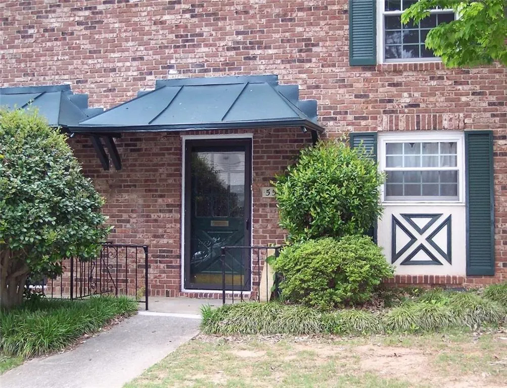 5551 Kingsport Drive, Atlanta, Georgia 30342, 2 Bedrooms Bedrooms, ,1 BathroomBathrooms,Residential,Sold,5551 Kingsport Drive,6797373