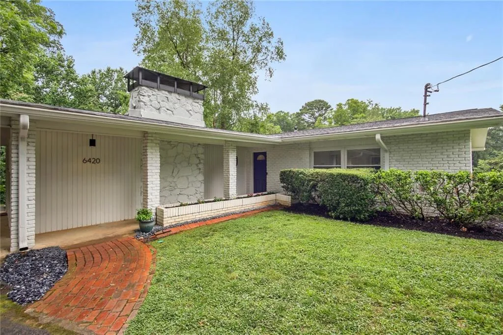 6420 N Hampton Drive, Sandy Springs, Georgia 30328, 4 Bedrooms Bedrooms, ,4 BathroomsBathrooms,Residential,Sold,6420 N Hampton Drive,7232406