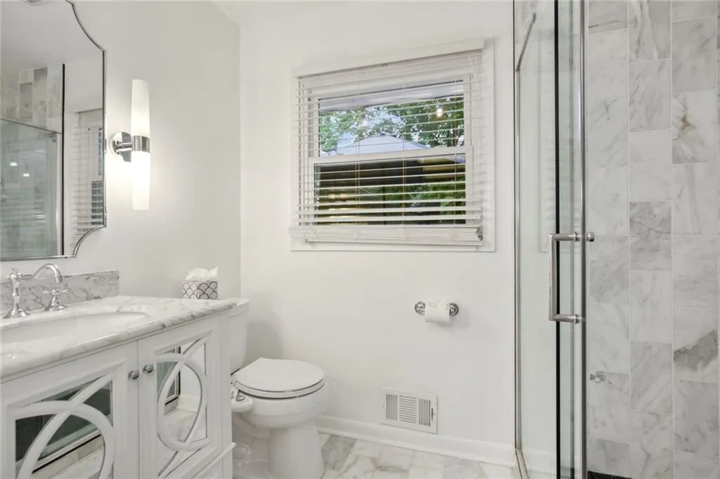 6420 N Hampton Drive, Sandy Springs, Georgia 30328, 4 Bedrooms Bedrooms, ,4 BathroomsBathrooms,Residential,Sold,6420 N Hampton Drive,7232406