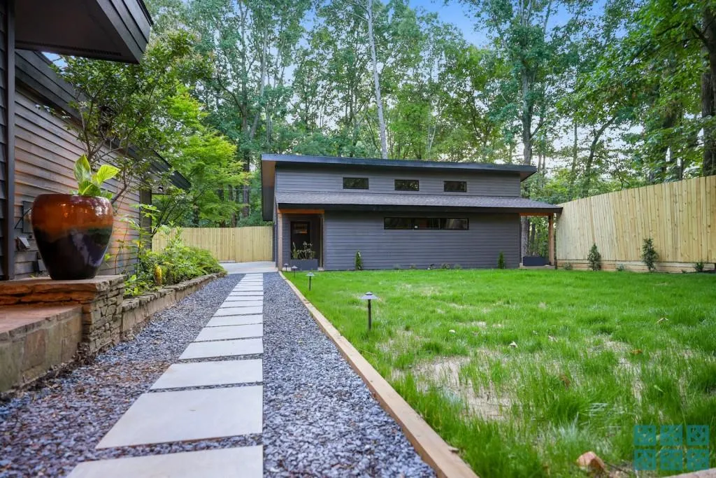 265 Glen Lake Drive Nw, Atlanta, Georgia 30327, 3 Bedrooms Bedrooms, ,2 BathroomsBathrooms,Residential,Sold,265 Glen Lake Drive Nw,6890890