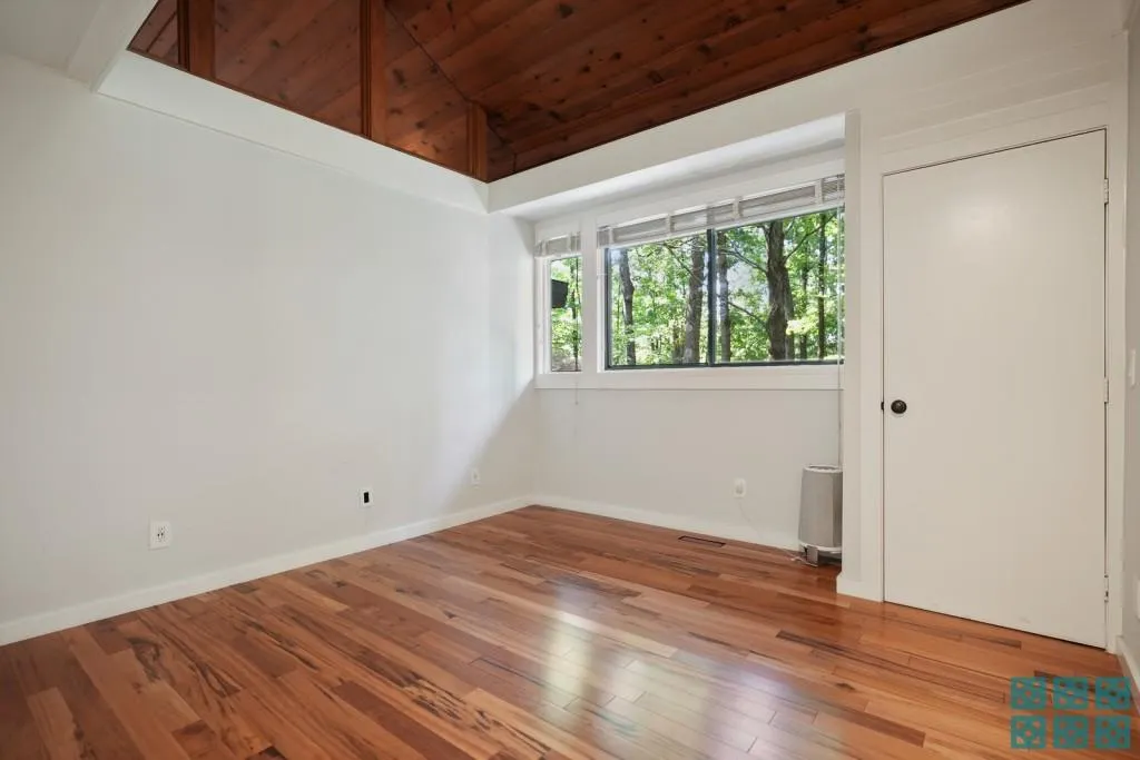 265 Glen Lake Drive Nw, Atlanta, Georgia 30327, 3 Bedrooms Bedrooms, ,2 BathroomsBathrooms,Residential,Sold,265 Glen Lake Drive Nw,6890890