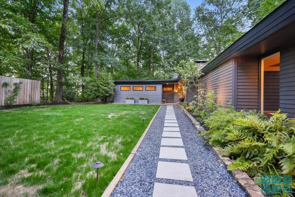 265 Glen Lake Drive Nw, Atlanta, Georgia 30327, 3 Bedrooms Bedrooms, ,2 BathroomsBathrooms,Residential,Sold,265 Glen Lake Drive Nw,6890890