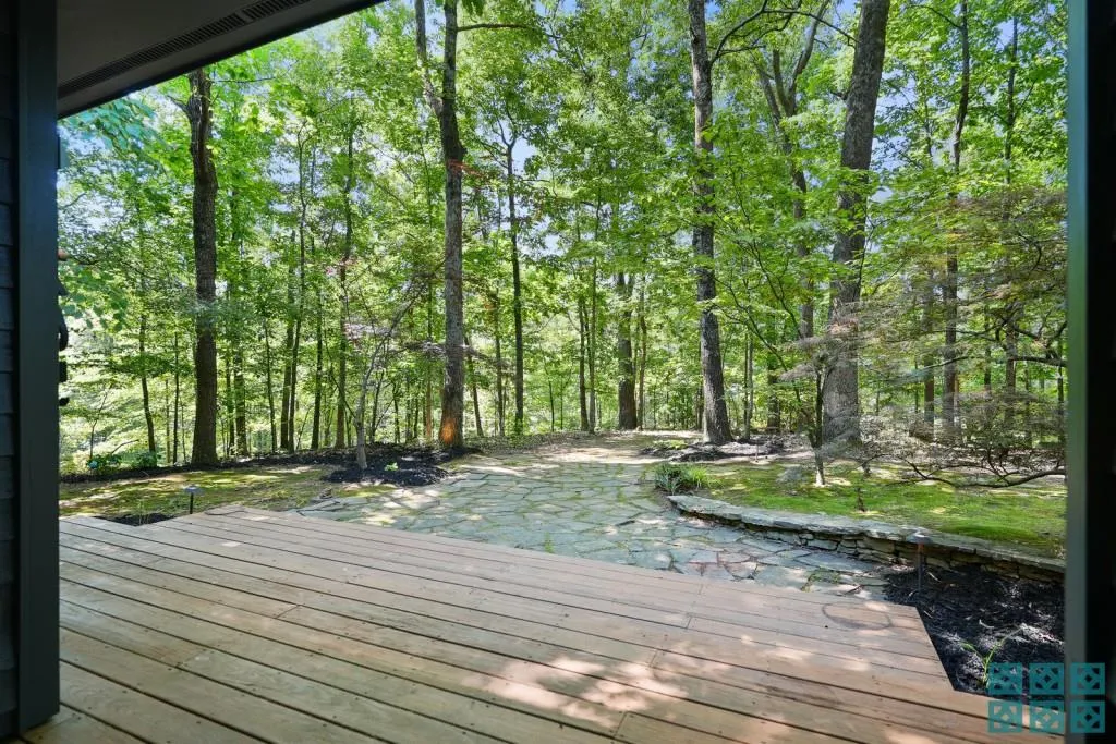 265 Glen Lake Drive Nw, Atlanta, Georgia 30327, 3 Bedrooms Bedrooms, ,2 BathroomsBathrooms,Residential,Sold,265 Glen Lake Drive Nw,6890890