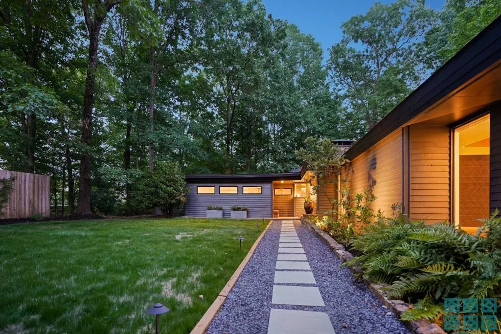 265 Glen Lake Drive Nw, Atlanta, Georgia 30327, 3 Bedrooms Bedrooms, ,2 BathroomsBathrooms,Residential,Sold,265 Glen Lake Drive Nw,6890890
