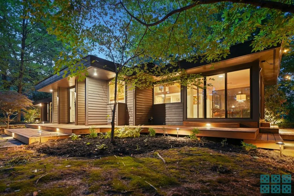 265 Glen Lake Drive Nw, Atlanta, Georgia 30327, 3 Bedrooms Bedrooms, ,2 BathroomsBathrooms,Residential,Sold,265 Glen Lake Drive Nw,6890890
