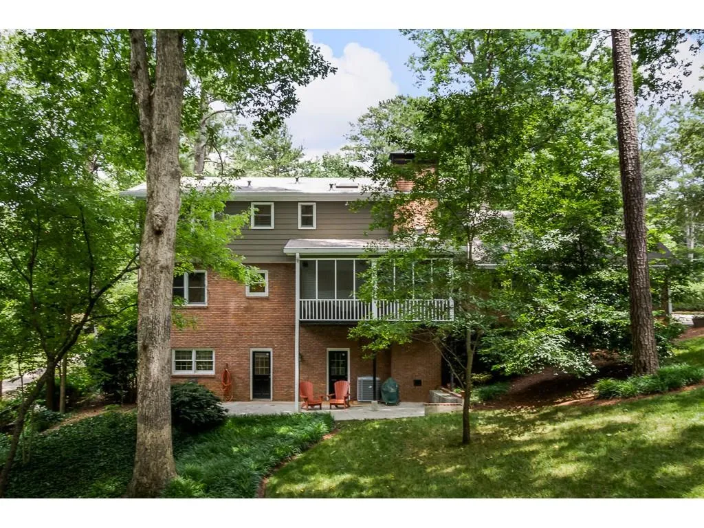 6250 Weatherly Drive, Sandy Springs, Georgia 30328, 4 Bedrooms Bedrooms, ,2 BathroomsBathrooms,Residential,Sold,6250 Weatherly Drive,6575949