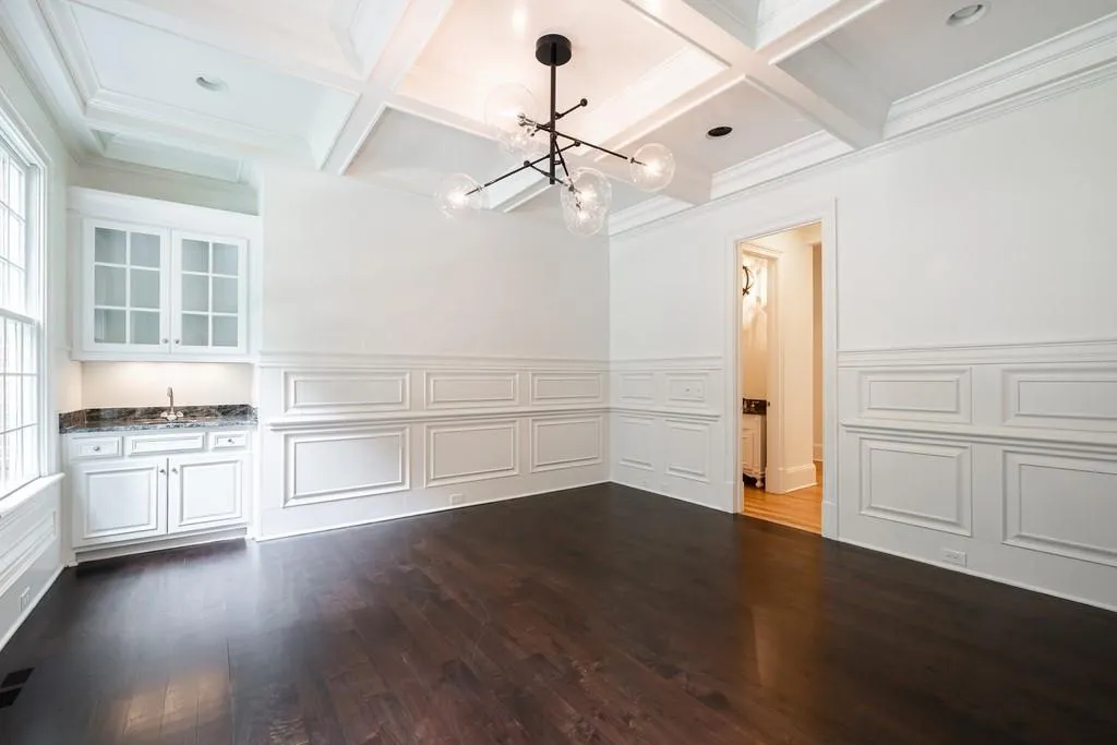 545 Carol Way, Atlanta, Georgia 30327, 6 Bedrooms Bedrooms, ,5 BathroomsBathrooms,Residential,Sold,545 Carol Way,6822072