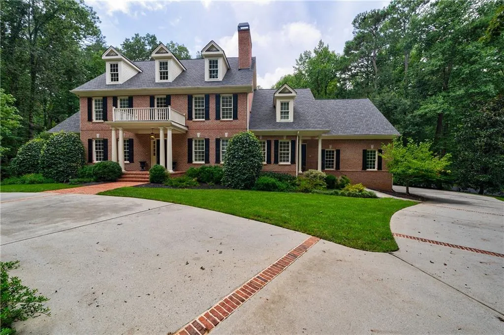 545 Carol Way, Atlanta, Georgia 30327, 6 Bedrooms Bedrooms, ,5 BathroomsBathrooms,Residential,Sold,545 Carol Way,6822072