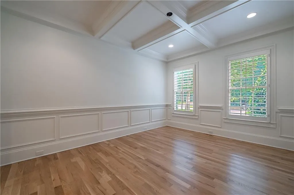 545 Carol Way, Atlanta, Georgia 30327, 6 Bedrooms Bedrooms, ,5 BathroomsBathrooms,Residential,Sold,545 Carol Way,6822072