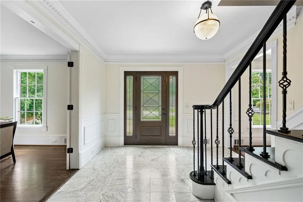 150 Marsh Glen Point, Atlanta, Georgia 30328, 5 Bedrooms Bedrooms, ,3 BathroomsBathrooms,Residential,For Sale,150 Marsh Glen Point,7619846