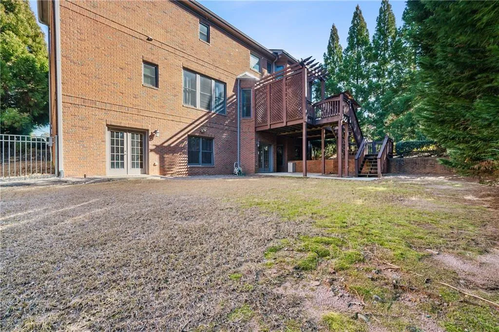 784 Stratford Court, Sandy Springs, Georgia 30350, 5 Bedrooms Bedrooms, ,5 BathroomsBathrooms,Residential,Sold,784 Stratford Court,6829417