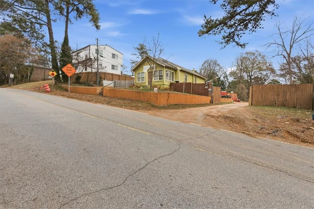 6105 Boylston Drive, Sandy Springs, Georgia 30328, ,Land,For Sale,6105 Boylston Drive,7696752