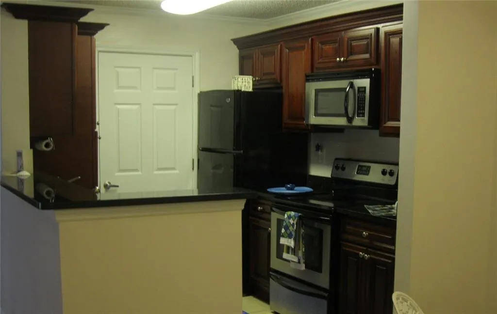 3109 Santa Fe Parkway, Sandy Springs, Georgia 30350, 2 Bedrooms Bedrooms, ,2 BathroomsBathrooms,Residential,Sold,3109 Santa Fe Parkway,5824281