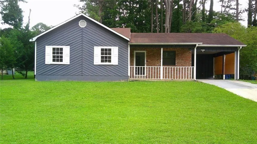 5370 Garvey Drive, Fairburn, Georgia 30213