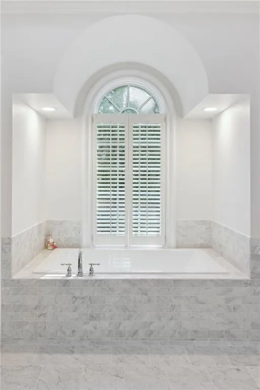5665 Cross Gate Drive, Sandy Springs, Georgia 30327, 6 Bedrooms Bedrooms, ,5 BathroomsBathrooms,Residential,Sold,5665 Cross Gate Drive,7127803