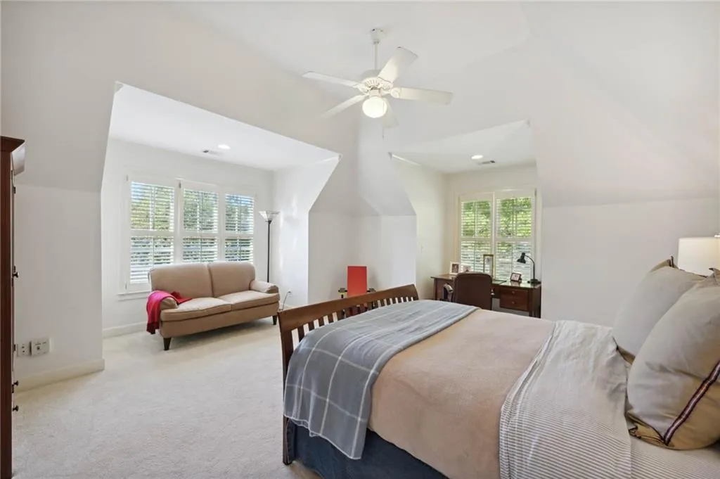 5665 Cross Gate Drive, Sandy Springs, Georgia 30327, 6 Bedrooms Bedrooms, ,5 BathroomsBathrooms,Residential,Sold,5665 Cross Gate Drive,7127803