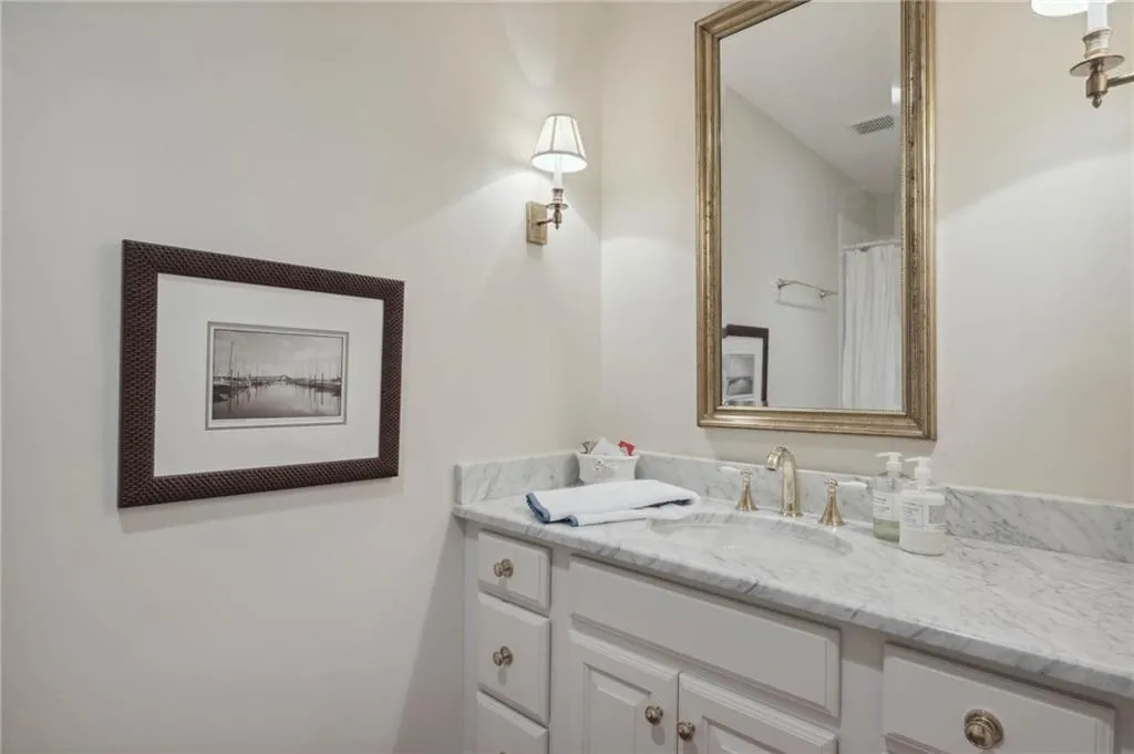 5665 Cross Gate Drive, Sandy Springs, Georgia 30327, 6 Bedrooms Bedrooms, ,5 BathroomsBathrooms,Residential,Sold,5665 Cross Gate Drive,7127803