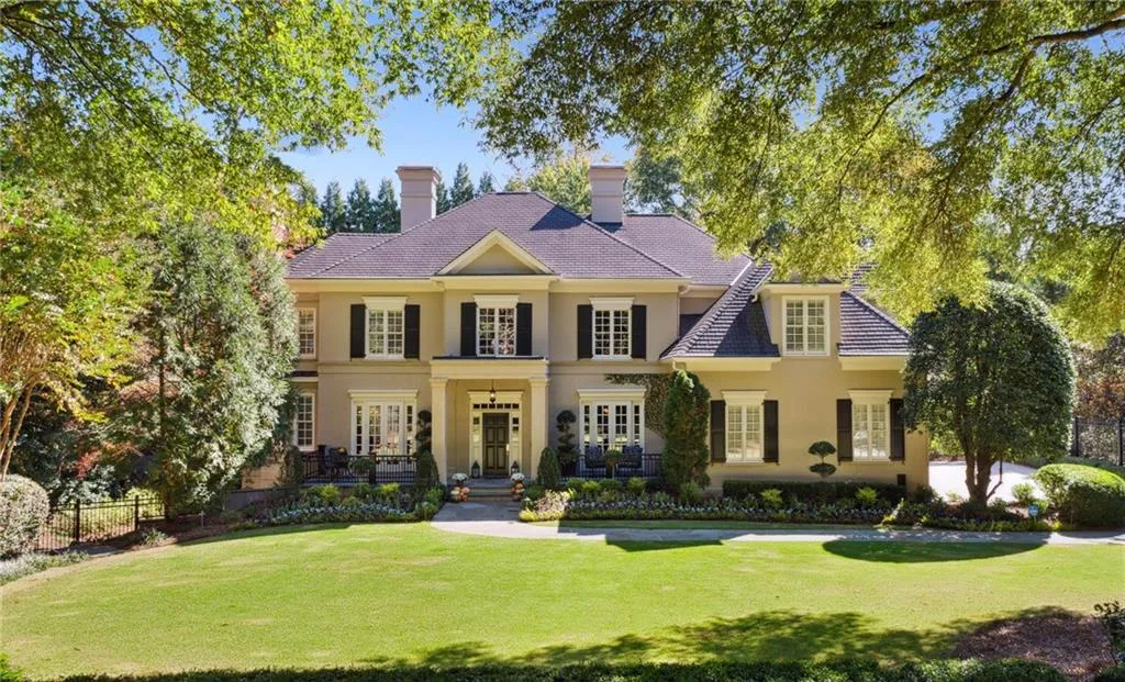 5665 Cross Gate Drive, Sandy Springs, Georgia 30327, 6 Bedrooms Bedrooms, ,5 BathroomsBathrooms,Residential,Sold,5665 Cross Gate Drive,7127803