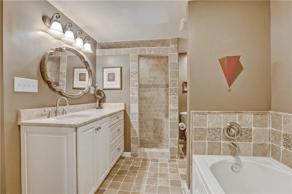 7295 Hunters Branch Drive, Sandy Springs, Georgia 30328, 4 Bedrooms Bedrooms, ,3 BathroomsBathrooms,Residential,Sold,7295 Hunters Branch Drive,5959879