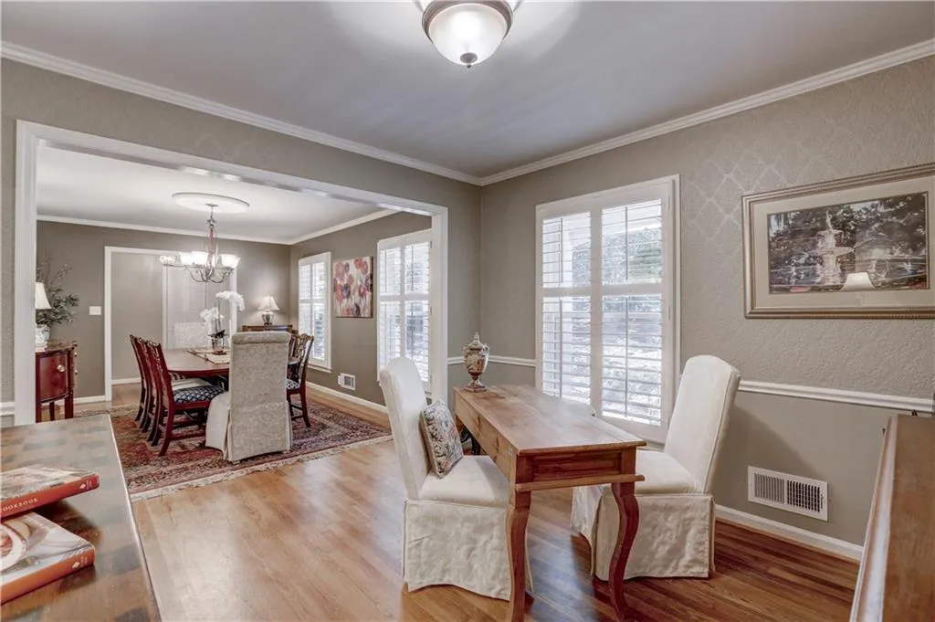 7295 Hunters Branch Drive, Sandy Springs, Georgia 30328, 4 Bedrooms Bedrooms, ,3 BathroomsBathrooms,Residential,Sold,7295 Hunters Branch Drive,5959879