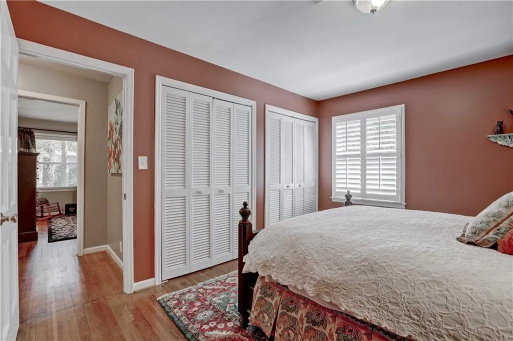 7295 Hunters Branch Drive, Sandy Springs, Georgia 30328, 4 Bedrooms Bedrooms, ,3 BathroomsBathrooms,Residential,Sold,7295 Hunters Branch Drive,5959879