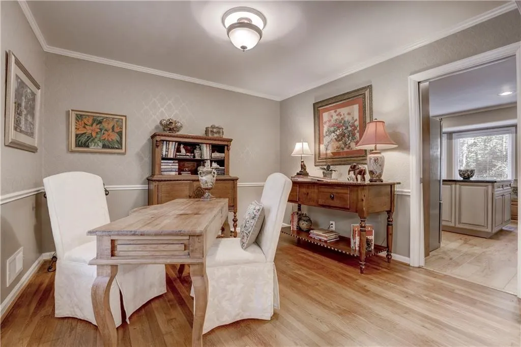 7295 Hunters Branch Drive, Sandy Springs, Georgia 30328, 4 Bedrooms Bedrooms, ,3 BathroomsBathrooms,Residential,Sold,7295 Hunters Branch Drive,5959879