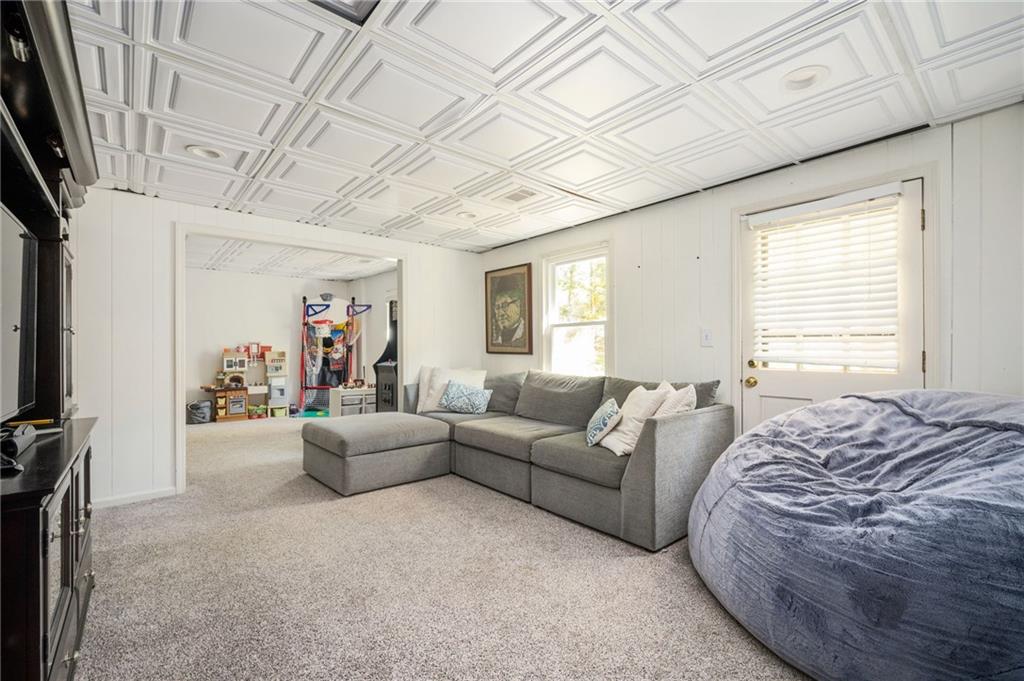 260 Woodrill Way, Sandy Springs, Georgia 30350, 5 Bedrooms Bedrooms, ,3 BathroomsBathrooms,Residential,Sold,260 Woodrill Way,7303226