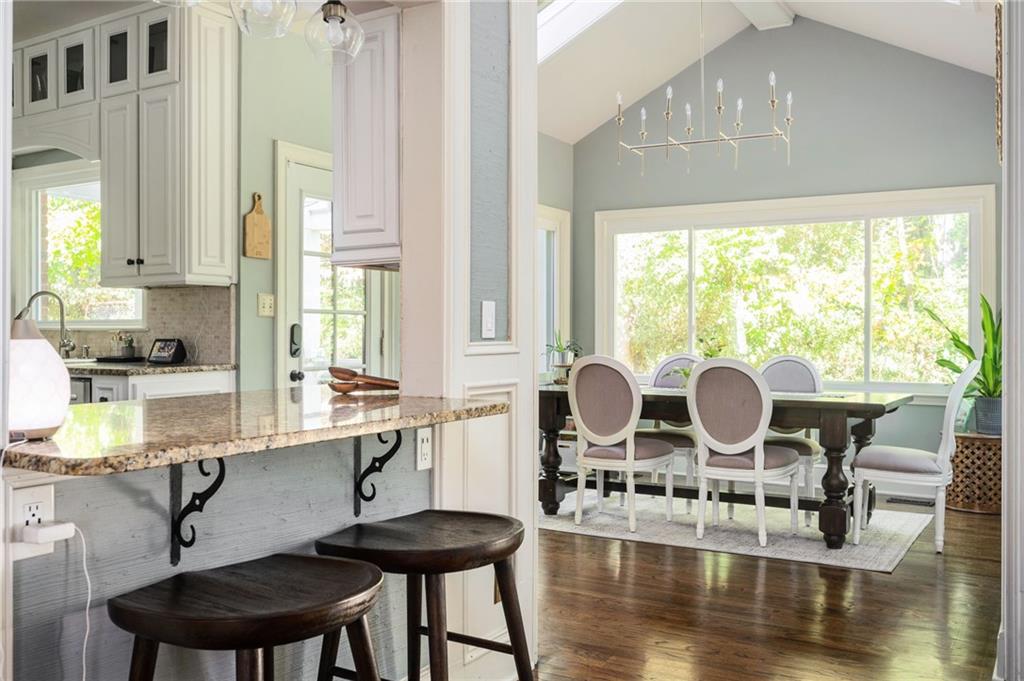 260 Woodrill Way, Sandy Springs, Georgia 30350, 5 Bedrooms Bedrooms, ,3 BathroomsBathrooms,Residential,Sold,260 Woodrill Way,7303226