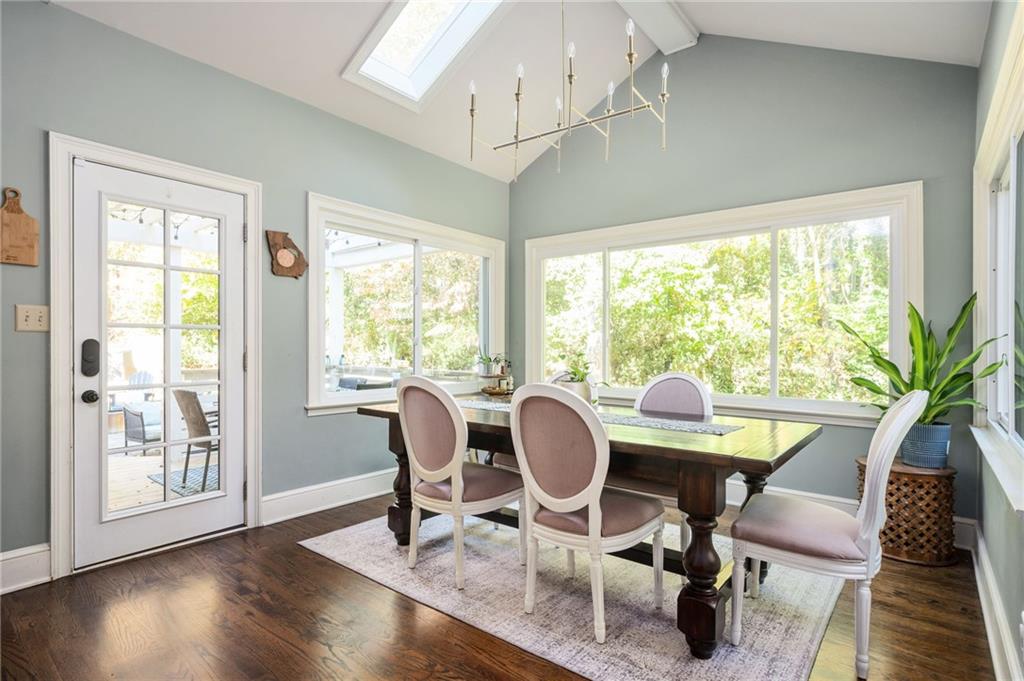 260 Woodrill Way, Sandy Springs, Georgia 30350, 5 Bedrooms Bedrooms, ,3 BathroomsBathrooms,Residential,Sold,260 Woodrill Way,7303226