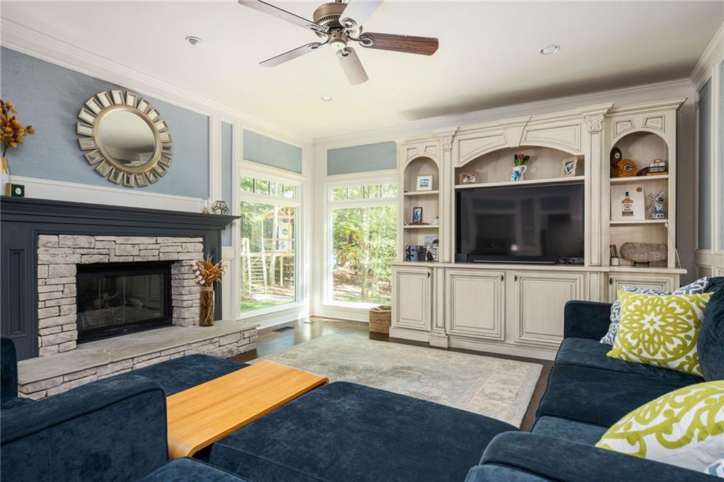 260 Woodrill Way, Sandy Springs, Georgia 30350, 5 Bedrooms Bedrooms, ,3 BathroomsBathrooms,Residential,Sold,260 Woodrill Way,7303226