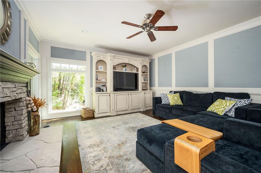 260 Woodrill Way, Sandy Springs, Georgia 30350, 5 Bedrooms Bedrooms, ,3 BathroomsBathrooms,Residential,Sold,260 Woodrill Way,7303226