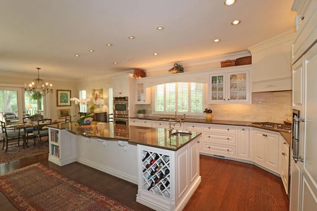 6210 River Chase Circle, Atlanta, Georgia 30328, 4 Bedrooms Bedrooms, ,4 BathroomsBathrooms,Residential,Sold,6210 River Chase Circle,6577713