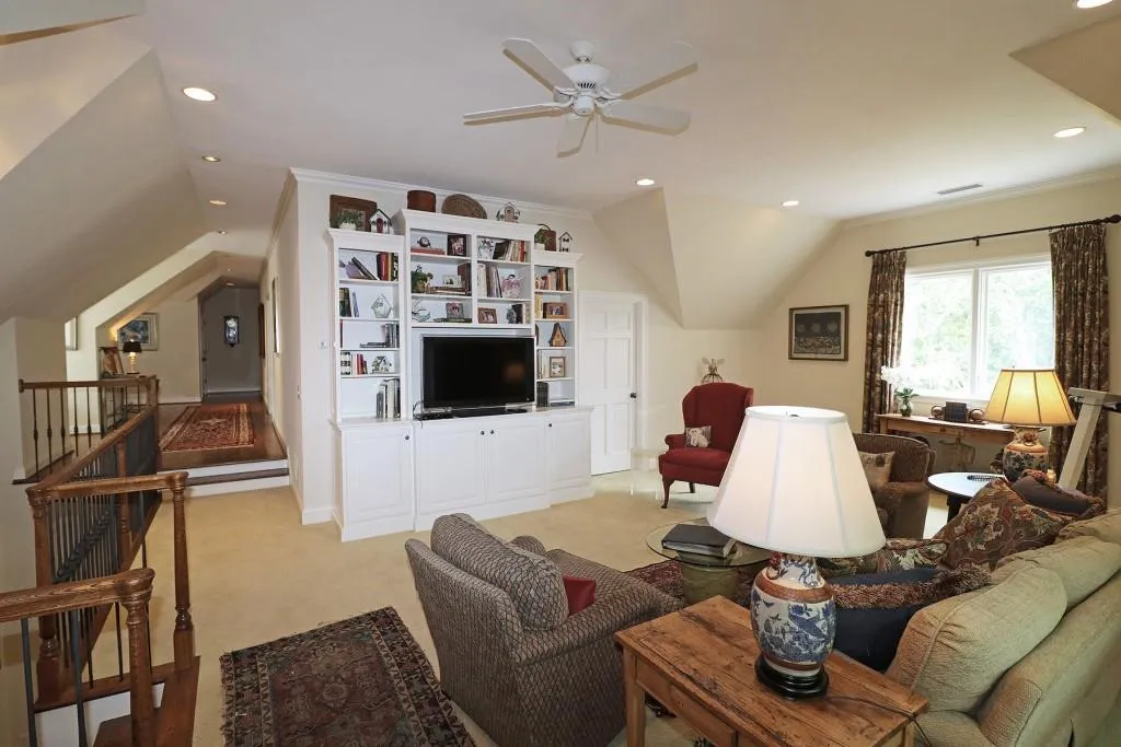 6210 River Chase Circle, Atlanta, Georgia 30328, 4 Bedrooms Bedrooms, ,4 BathroomsBathrooms,Residential,Sold,6210 River Chase Circle,6577713